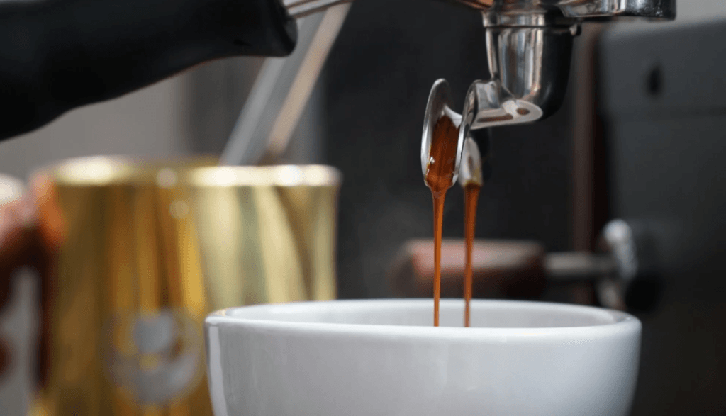 Cách pha cà phê espresso ngon